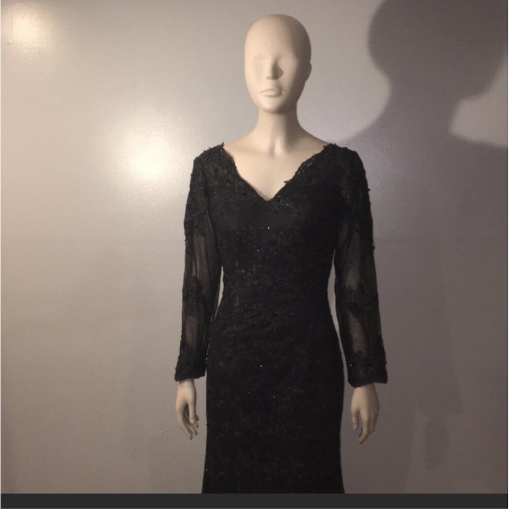 Black Embellished Sheath Dress with Long Bishop Sleeves for Cocktail